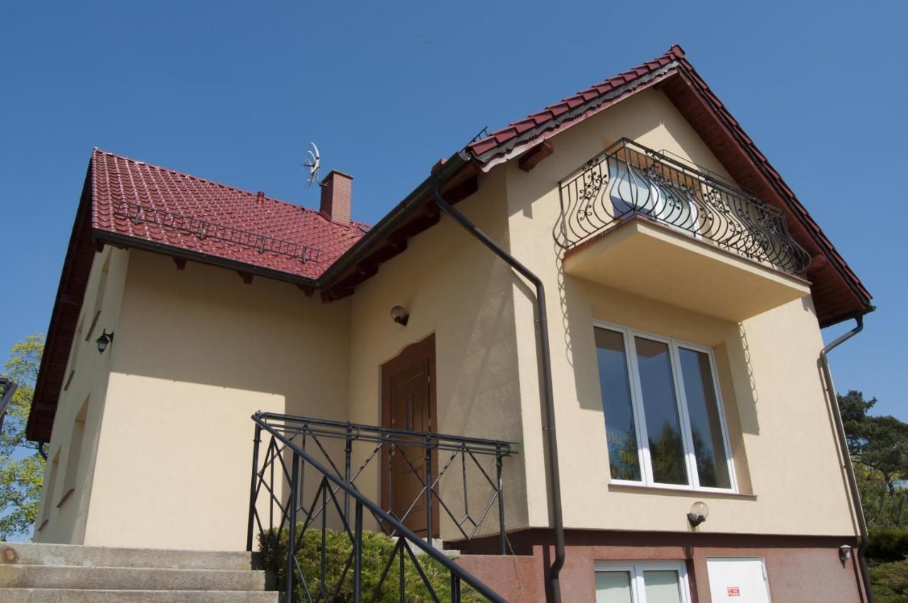 Jantar Pokoje I Domki U Reni Exterior photo