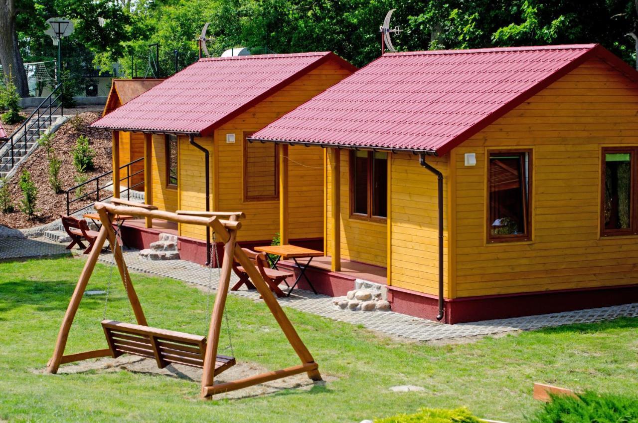 Jantar Pokoje I Domki U Reni Exterior photo
